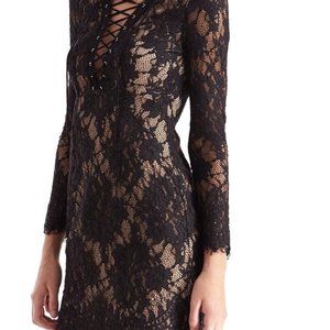 Dress Forum // Black Lace Dress